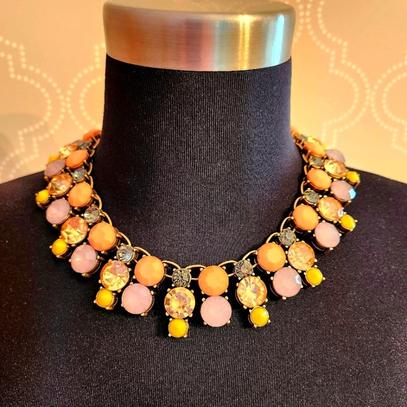 R. J. Graziano Beautiful Statement Necklace - Picture 3 of 6